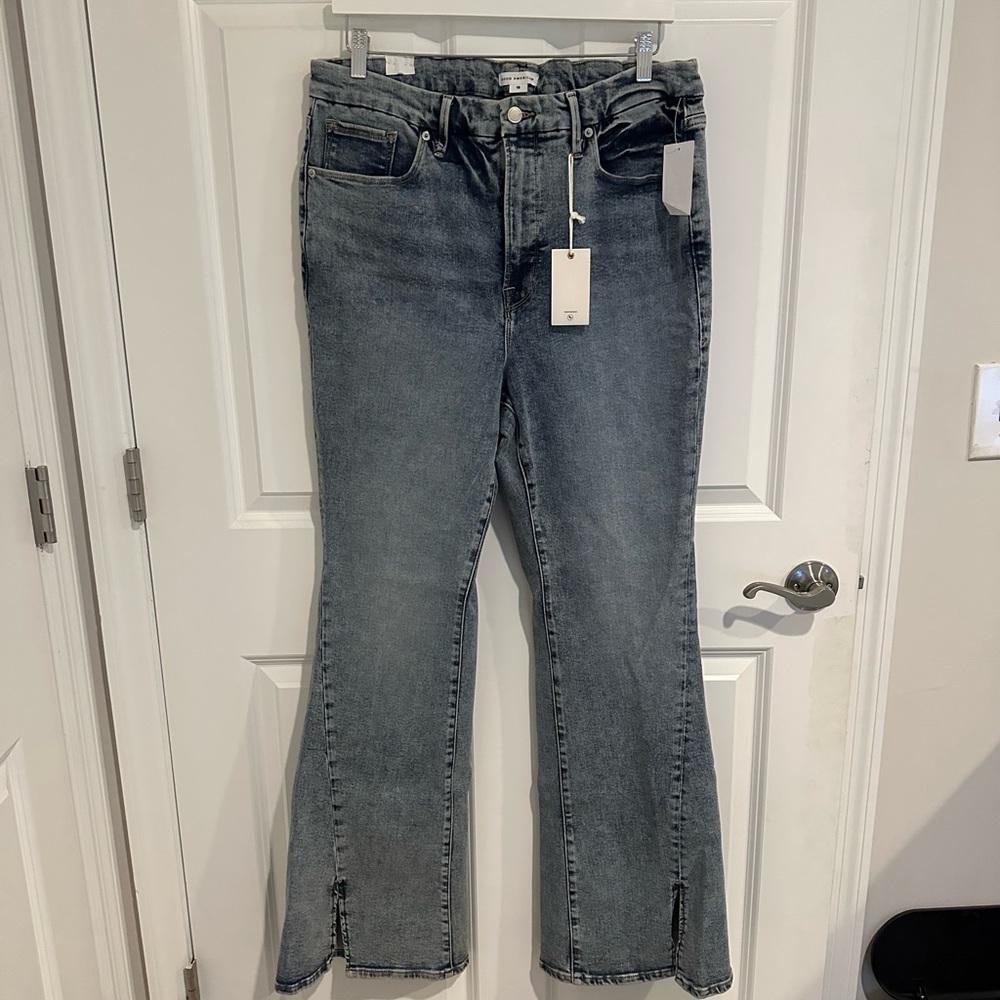 NWT! Good American Good Legs Flare Light Compression Jeans (Size 18)